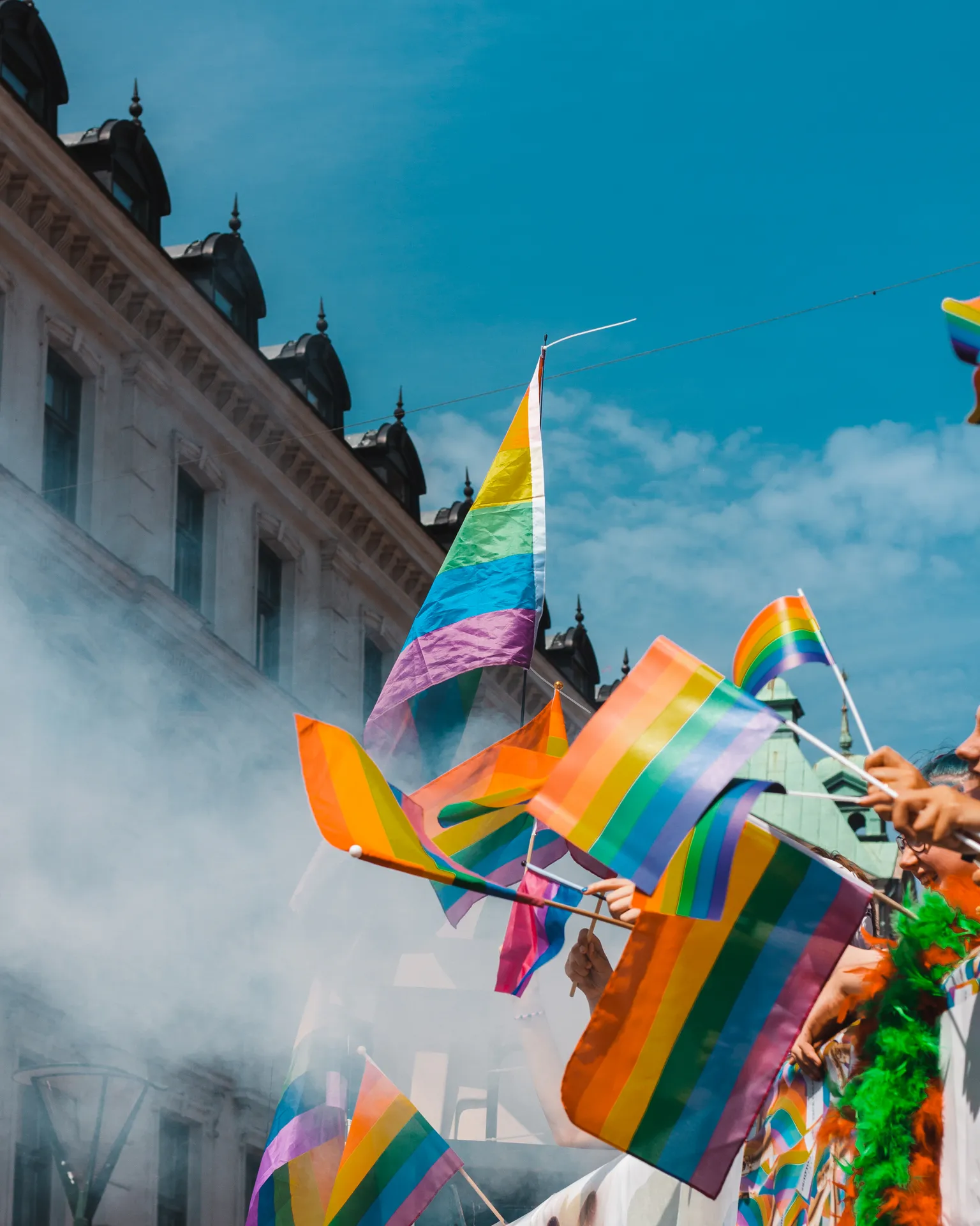 ayuntamiento madrid bandera gay orgullo 2017